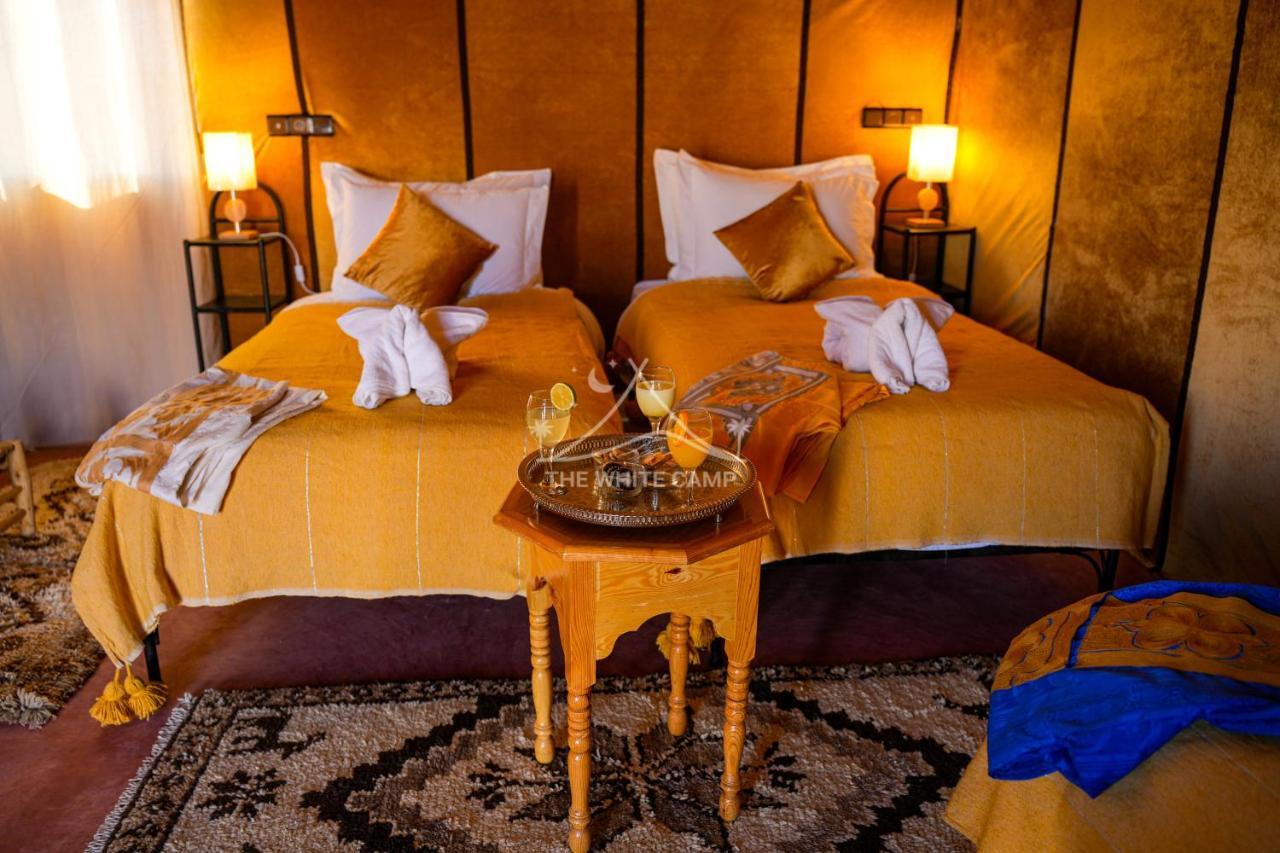 The White Camp - Your Merzouga Luxury Desert Camp & Erg Chebbi Dunes Camel Riding Exterior photo